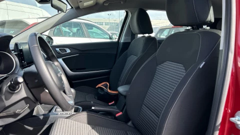 Kia XCeed 1.6 MHEV iMT Drive 100kW (136CV)