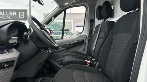 Maxus Deliver 9 DELIVER 9 2.0D L3H2