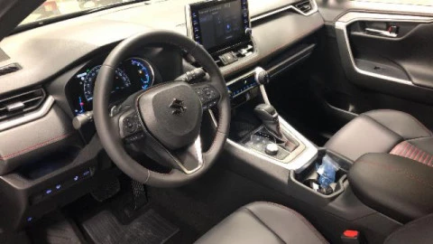 Suzuki Across 2.5 PHEV 4WD