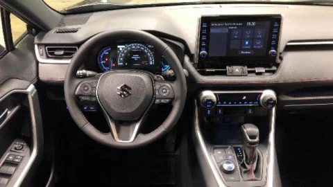 Suzuki Across 2.5 PHEV 4WD