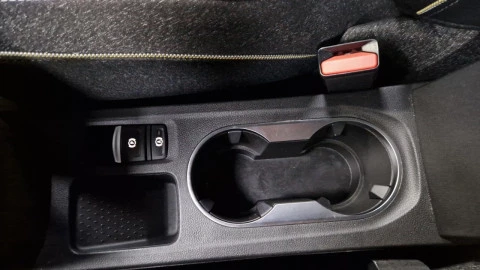 Renault Captur techno Eco-G 100cv (74 kW)