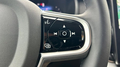 Volvo XC90 2.0 T8 AWD Plus Dark Recharge Auto