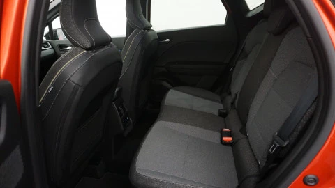 Renault Captur techno Eco-G 100cv (74 kW)