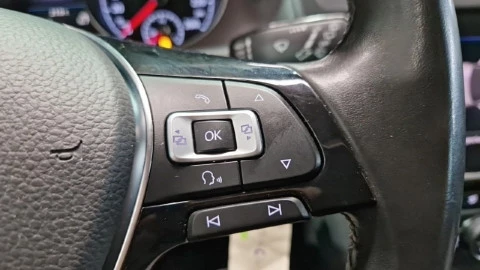 Volkswagen Golf Advance 2.0 TDI 110kW (150CV)