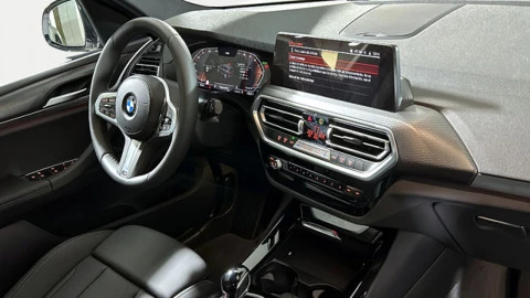 BMW X3 sDrive18d xLine