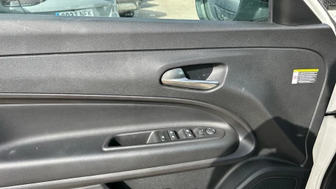 Jeep Avenger 1.2 G 74kW (100CV) Altitude