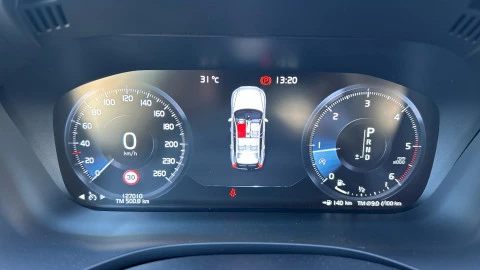 Volvo XC60 2.0 D4 R-Design Auto