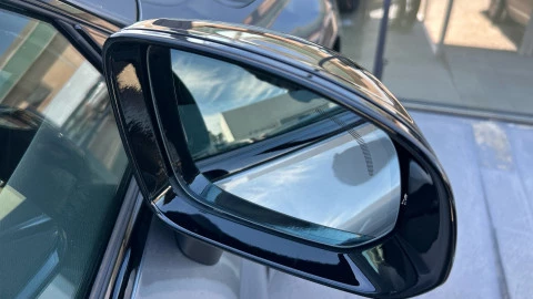 Volvo XC60 2.0 D4 R-Design Auto