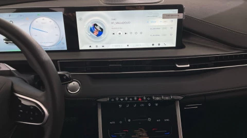 EBRO S400 1.5 DHE HEV Premium CVT