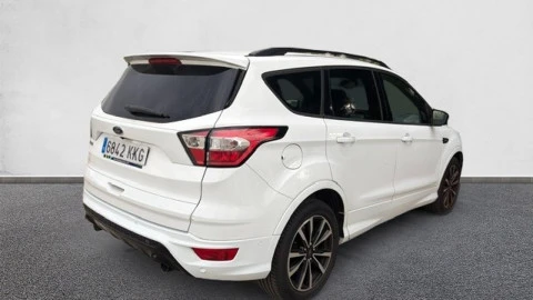 Ford Kuga 2.0 TDCi 110kW 4x2 A-S-S ST-Line