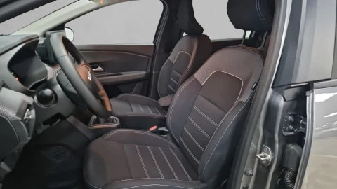 Dacia Jogger Expression HYBRID 105kW (140CV) 7 plazas