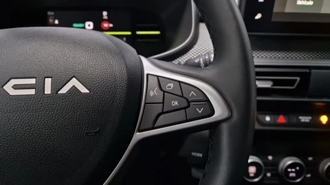 Dacia Jogger Expression HYBRID 105kW (140CV) 7 plazas