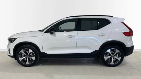 Volvo XC40 2.0 B3 G Plus Dark Auto