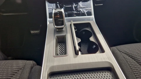 EBRO S400 1.5 DHE HEV Premium CVT