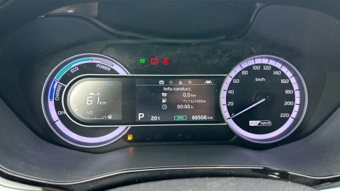 Kia Niro 1.6 GDi HEV 104kW (141CV) Drive