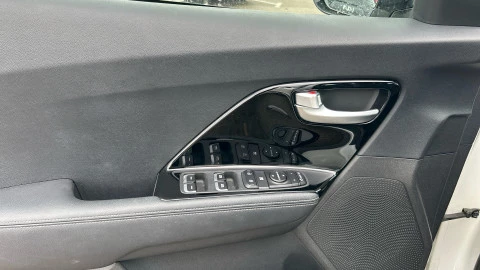 Kia Niro 1.6 GDi HEV 104kW (141CV) Drive