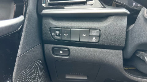 Kia Niro 1.6 GDi HEV 104kW (141CV) Drive