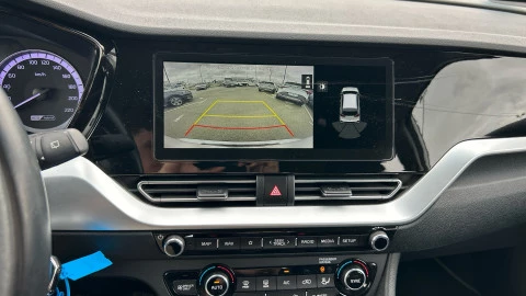 Kia Niro 1.6 GDi HEV 104kW (141CV) Drive