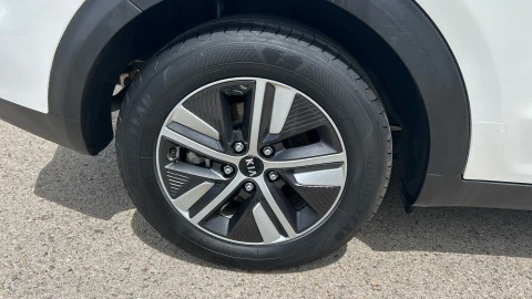 Kia Niro 1.6 GDi HEV 104kW (141CV) Drive