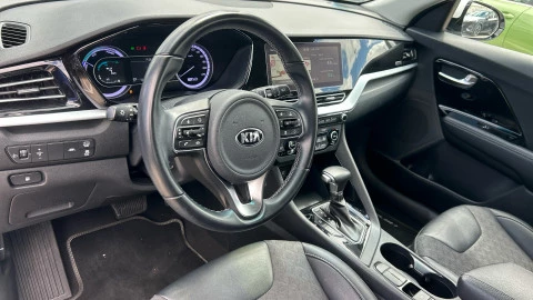 Kia Niro 1.6 GDi HEV 104kW (141CV) Drive