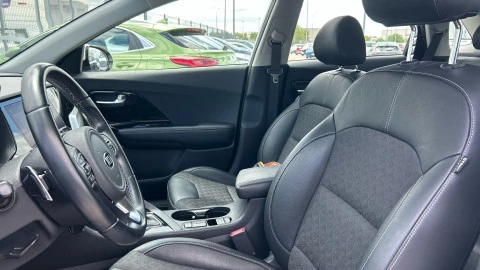 Kia Niro 1.6 GDi HEV 104kW (141CV) Drive