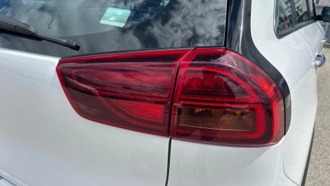 Kia Niro 1.6 GDi HEV 104kW (141CV) Drive