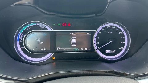 Kia Niro 1.6 GDi HEV 104kW (141CV) Drive