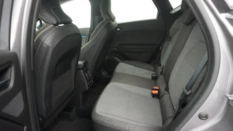 Renault Captur techno Eco-G 100cv (74 kW)