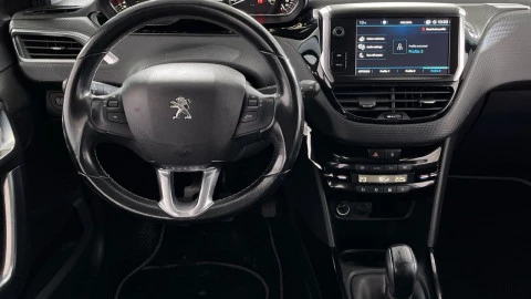 Peugeot 2008 Allure BlueHDi 100 S&S