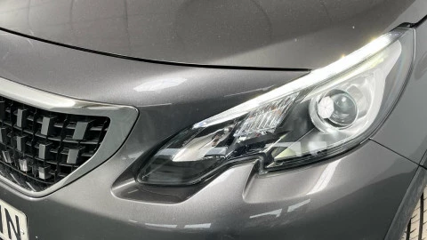 Peugeot 2008 Allure BlueHDi 100 S&S