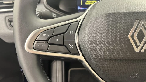 Renault Clio Evolution E-Tech full hybrid 145 (103kw)