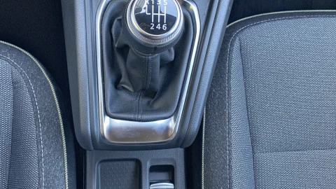 Renault Captur techno Eco-G 100cv (74 kW)