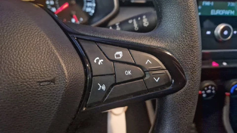 Renault Clio Business SCe 49 kW (67CV)