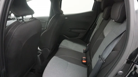 Renault Clio Evolution TCe 90 (67kw)