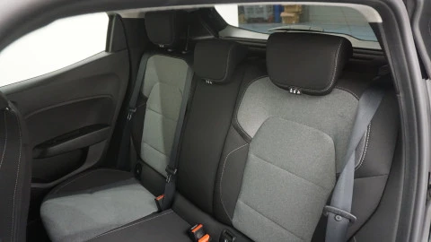 Renault Clio Evolution TCe 90 (67kw)