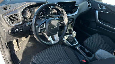 Kia Ceed 1.6 MHEV iMT 100kW (136CV) Drive