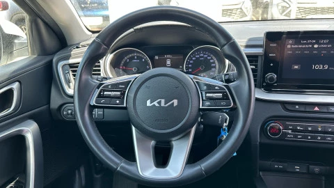 Kia Ceed 1.6 MHEV iMT 100kW (136CV) Drive