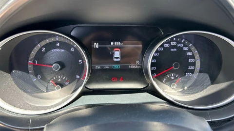 Kia Ceed 1.6 MHEV iMT 100kW (136CV) Drive