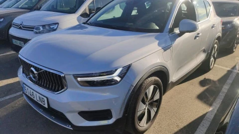 Volvo XC40 1.5 T5 Twin Momentum Auto