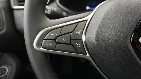 Renault Clio Techno TCe 100 (74kw) GLP