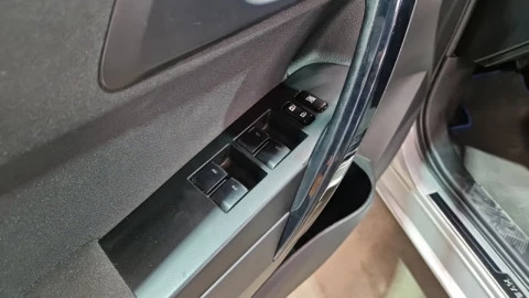 Toyota Auris 1.8 140H Hybrid Active