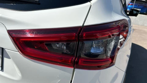 Nissan Qashqai DIG-T 103 kW (140 CV) E6D N-CONNECTA