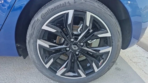 Renault Clio Techno full hybrid E-Tech 145 (103Kw)