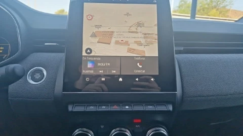 Renault Clio Techno full hybrid E-Tech 145 (103Kw)