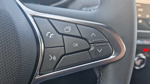 Renault Clio Techno full hybrid E-Tech 145 (103Kw)