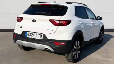 Kia Stonic 1.0 T-GDi 88kW (120CV) MHEV iMT Concept
