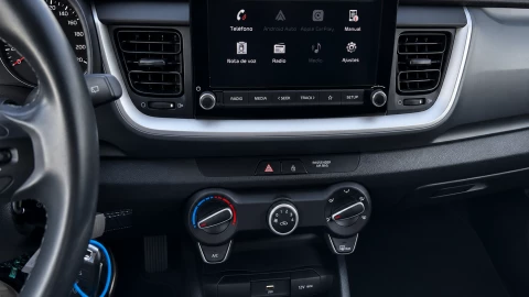 Kia Stonic 1.0 T-GDi 88kW (120CV) MHEV iMT Concept