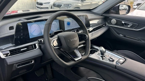 EBRO S700 1.6 TGDI Luxury 7 DCT