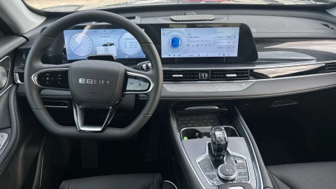 EBRO S700 1.6 TGDI Luxury 7 DCT