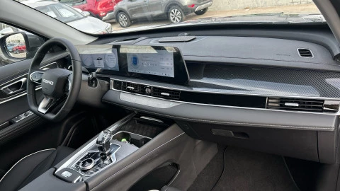 EBRO S700 1.6 TGDI Luxury 7 DCT